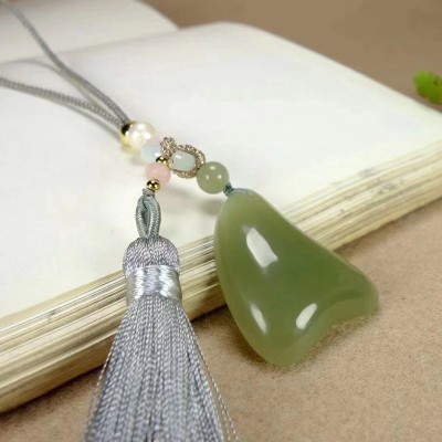 玉器工艺品天然新疆和田玉青海料晴水色玉石刮痧板和田玉供应链图2