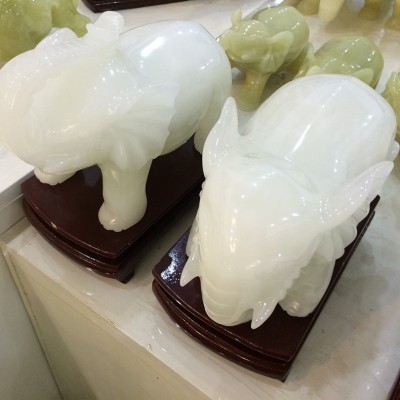 天然玉石大象雕刻阿富汗玉雕风水摆件白玉大象招财玉器装饰品批发 2件图5