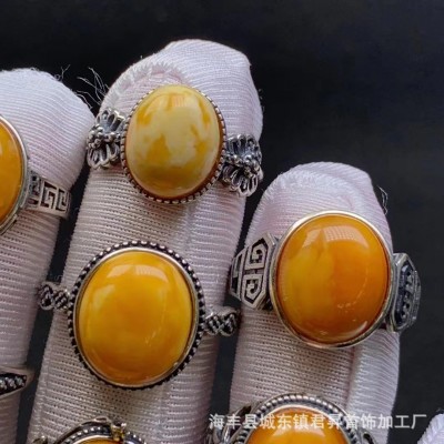 俄料琥珀蜜蜡 回流老蜜花蜡戒指 S925银镶嵌戒指手饰 满蜡 批发图2
