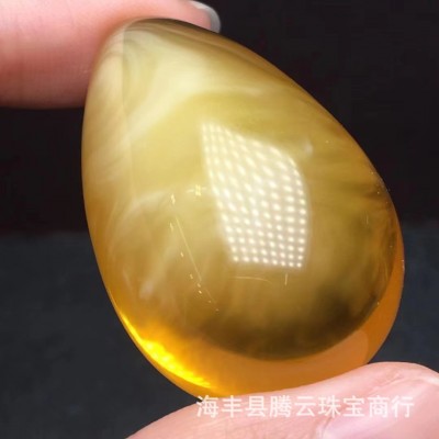 天然琥珀蜜蜡水滴吊坠纹路清晰蜡质饱满全品三无厂家批发腾云珠宝图4