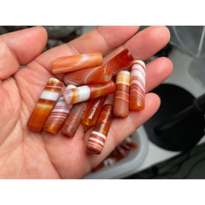 厂家直供巴西料缠丝玛瑙带风化纹包浆直桶珠散珠 时尚diy佛珠配饰图3